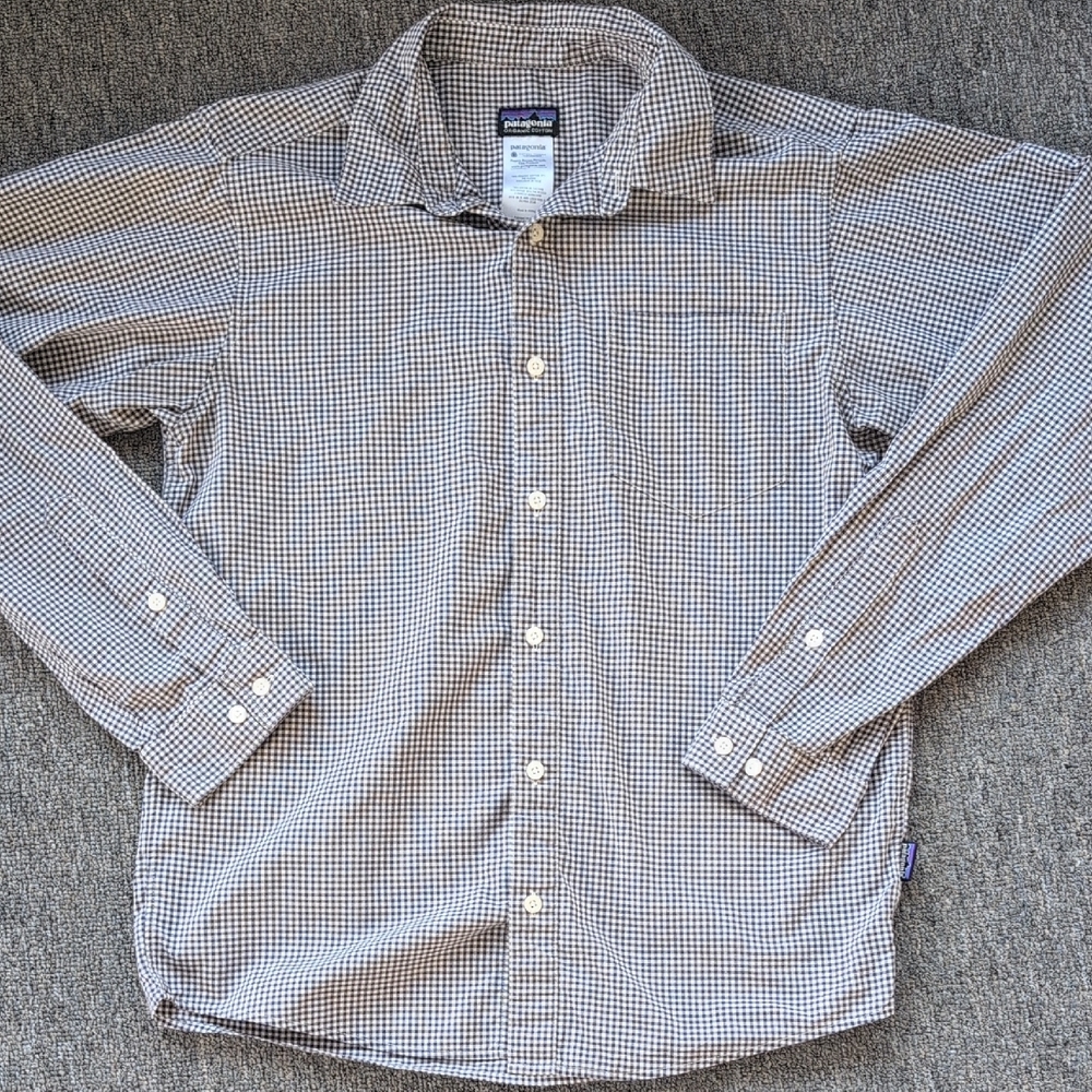 Patagonia Black and White Casual Button Down Shirt